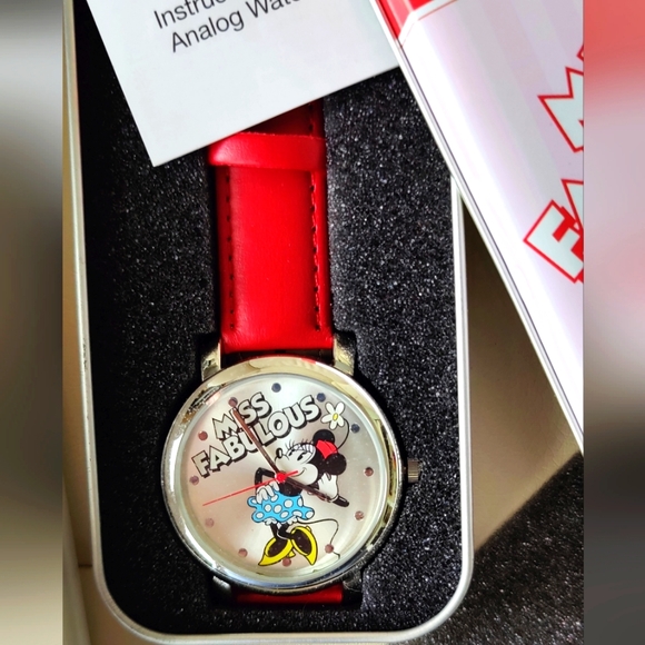 Avon Disney Miss Fabulous Minnie Mouse Analog Watch - Picture 2 of 4